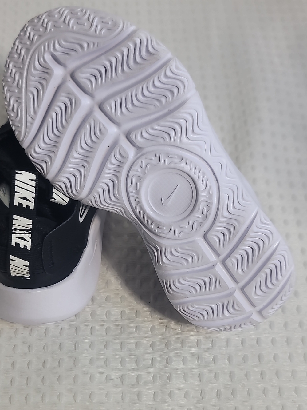 Nike Kids Black and White Velcro Slip-On Sneakers - Picture 3 of 4